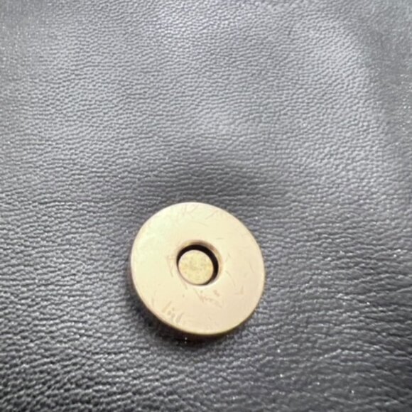 🎉SALE🎉 GUESS Black Faux Leather Snakeskin Gold Chain Convertible Crossbody NEW - Picture 10 of 13